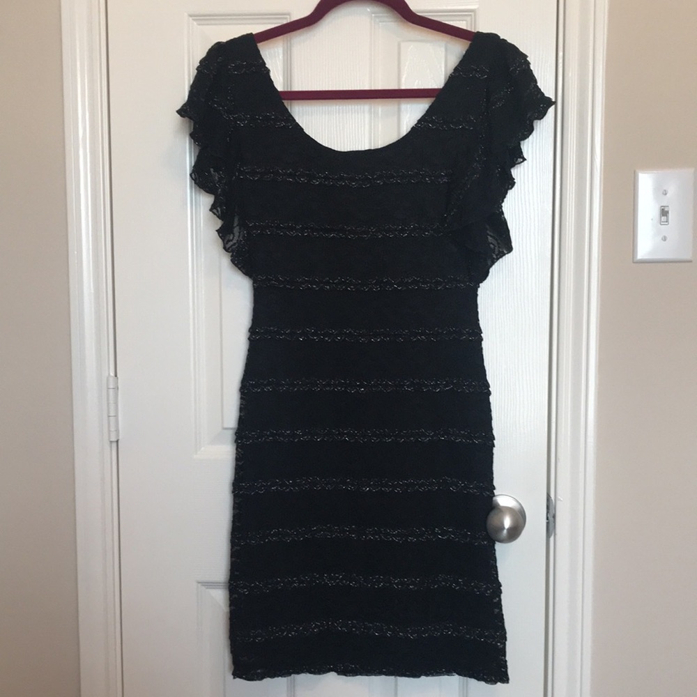 Guess Lace Ruffle Dress - Picture 7 of 9
